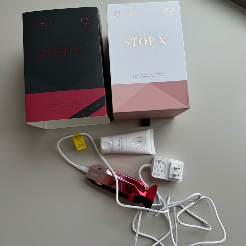 TriPollar STOP X ROSE Special Edition Facial Renewal Device - Picture 4 of 7